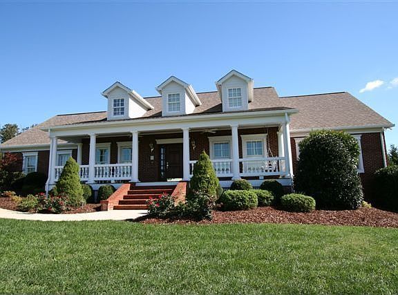 3rd image of 117 Taylor Dr