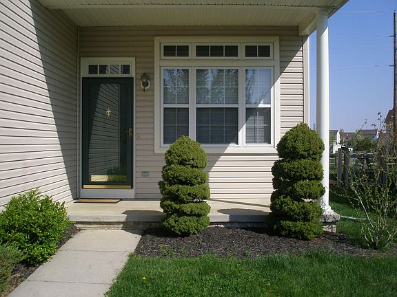 2nd image of 52 Maureen Way