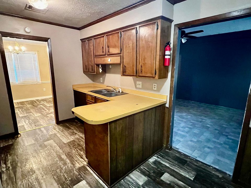 5385 Brookhollow Dr, Jackson, MS 39212 Zillow