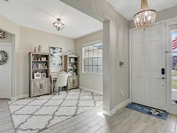 4th image of 3901 SW Laffite Street