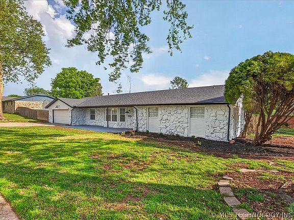 3rd image of 6644 SE Quail Ridge Rd