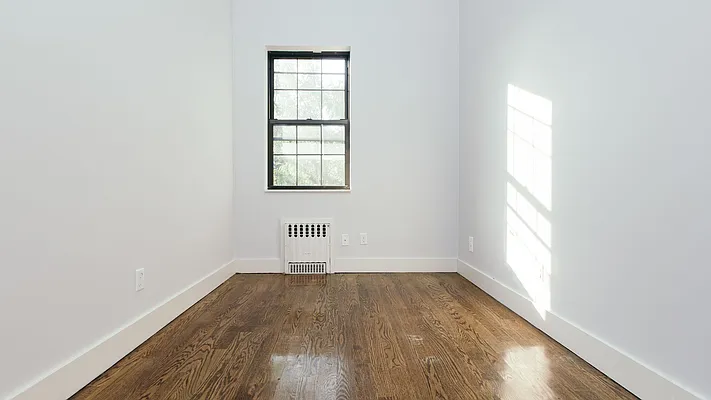 Rented by Nooklyn NYC LLC | media 18