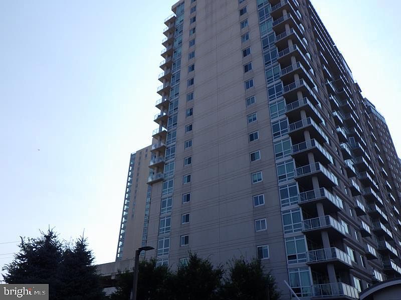 1st image of 901 N Penn St Unit P1504