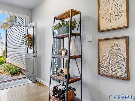 5th image of 7976 Wistar Woods Ct