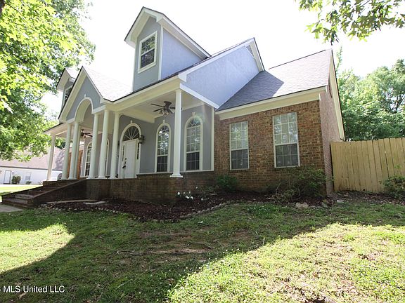 2nd image of 3542 Rhett Butler Dr
