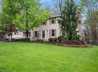 3577 Antony Dr, Broadview Heights, OH 44147