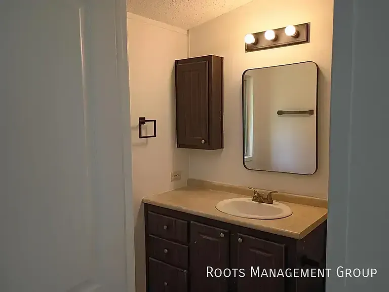 32 Luke Dr #32 — Photo 7