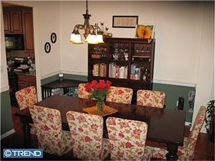 3rd image of 61 Ashford Dr