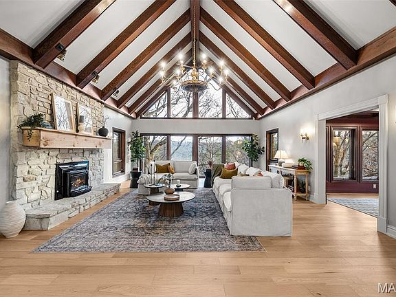 5th image of 2209 Ridgley Woods Dr