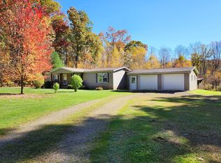 437 Chippewa Rd, Somerset, PA 15501