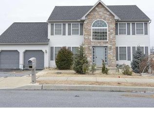 210 N Sandy Ln, Sinking Spring, PA 19608