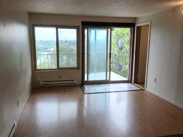 1343 15th Ave S APT 2, Seattle, WA 98144
