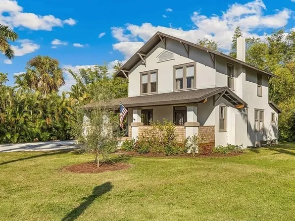 2773 Providence St, Fort Myers, FL 33916