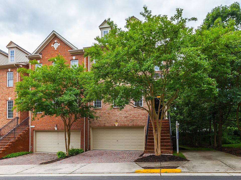 1st image of 3030 Fallswood Glen Ct