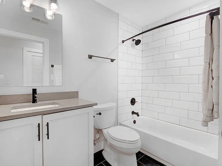 1457 Girard St NW #2 — Photo 6