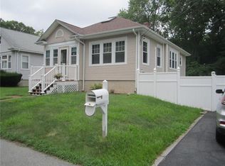 57 Lyall Ave, Warwick, RI 02889