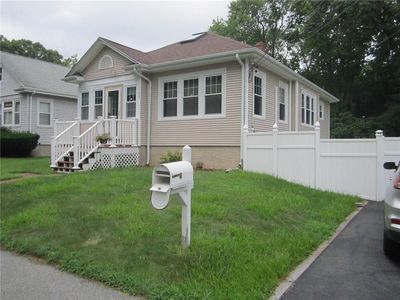 57 Lyall Ave, Warwick, RI, 02889