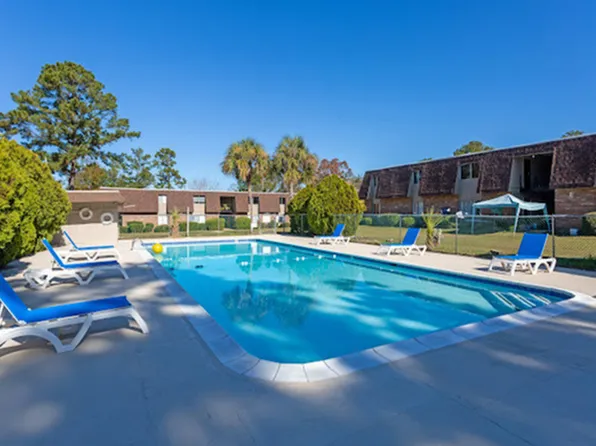 East Lake Apartments