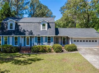 765 Hickory Ridge Rd SW, Lilburn, GA 30047