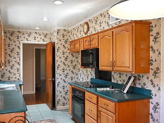 4th image of 4766 Chickasaw Rd