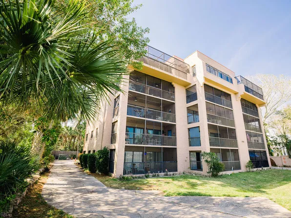 1540 Riverside Dr #11, Titusville, FL 32780