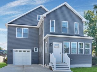 208 Hudson Ave, Middletown, NJ 07748