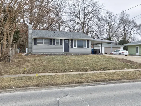 4707 SW 14th St, Des Moines, IA 50315