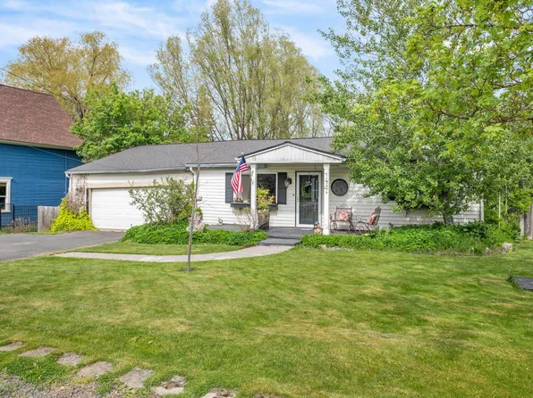 117 S Weaver St, Rockford, WA 99030