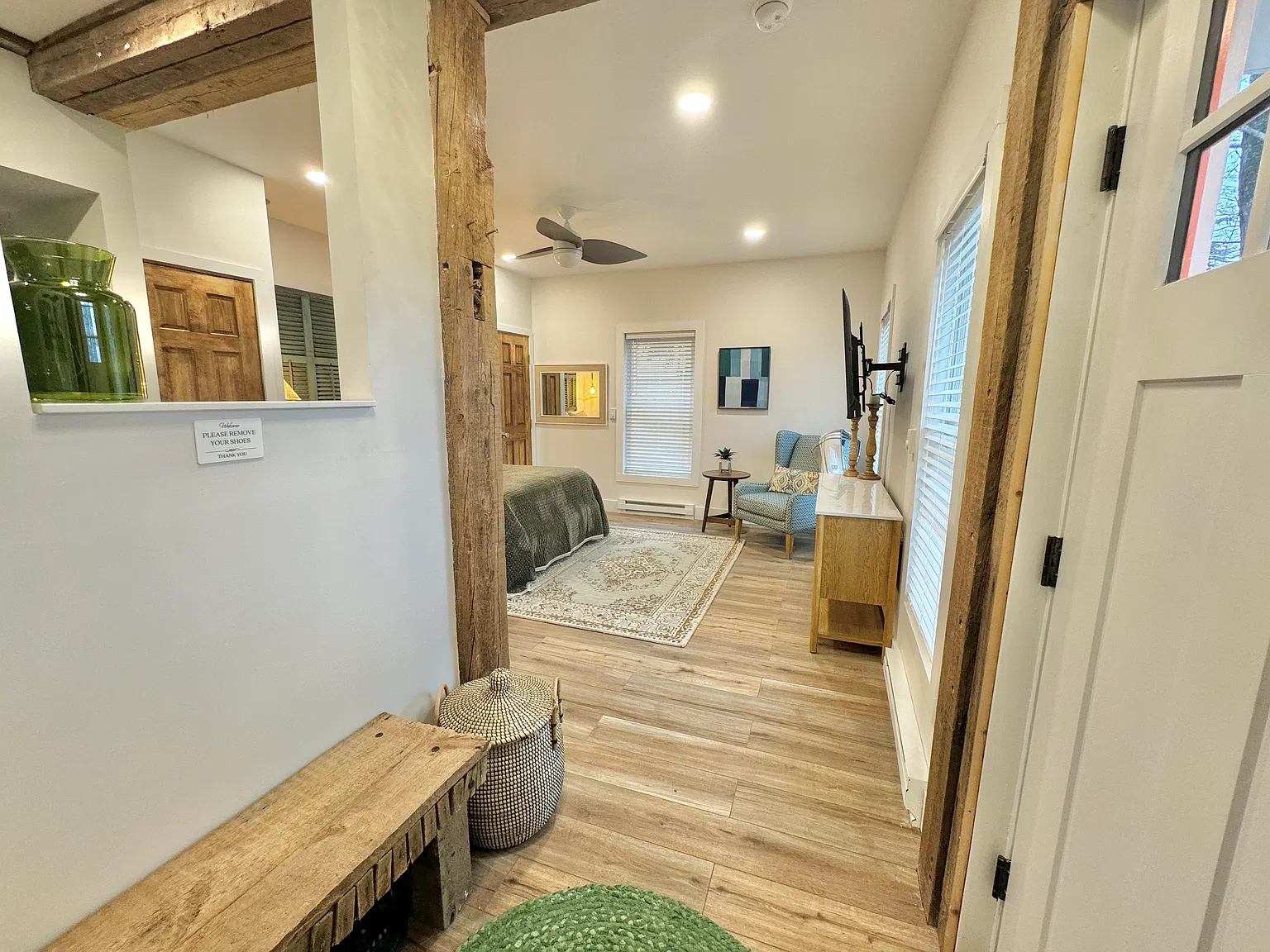 Studio, 500 sqft, $1,250 — Photo 2