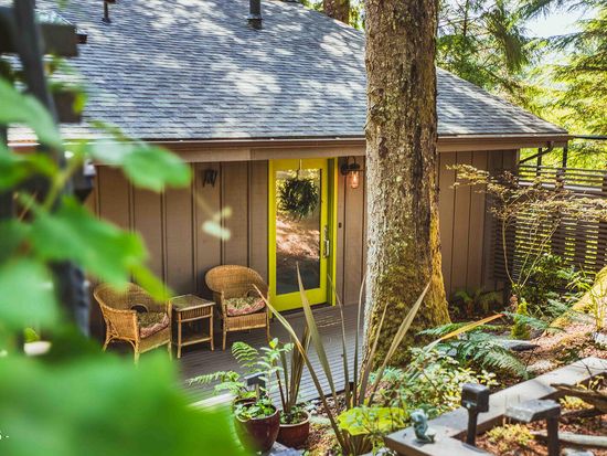 111 Salishan Dr, Gleneden Beach, OR 97388