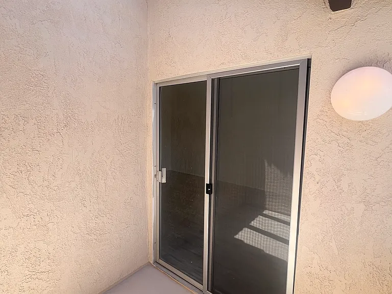 4842 King Cir #B — Photo 19
