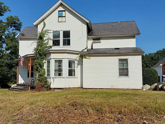 4th image of 96 East St