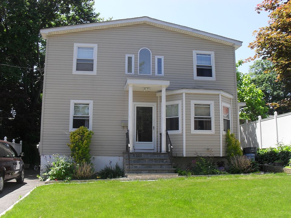 1st image of 33 Riverdale Ave