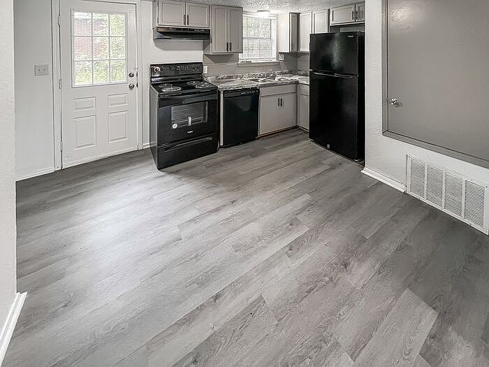 Hillside Townhomes 713 N 7th St Van Buren AR Zillow