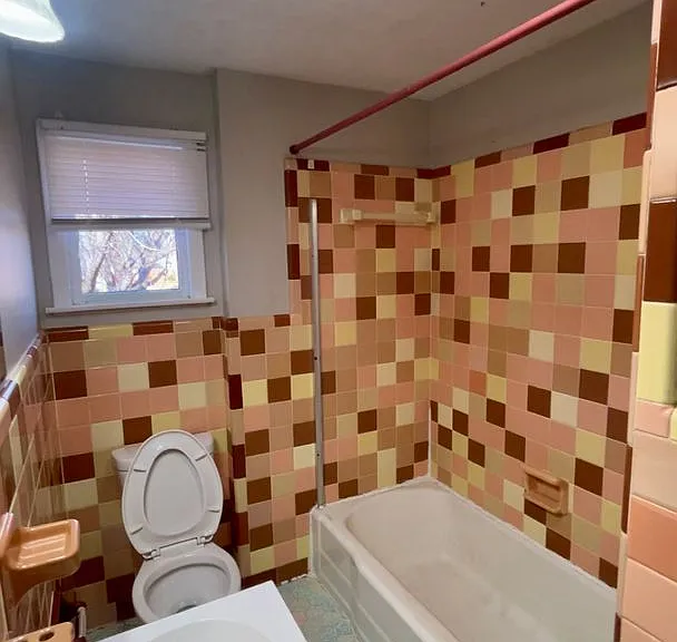 902 Adams St — Photo 11
