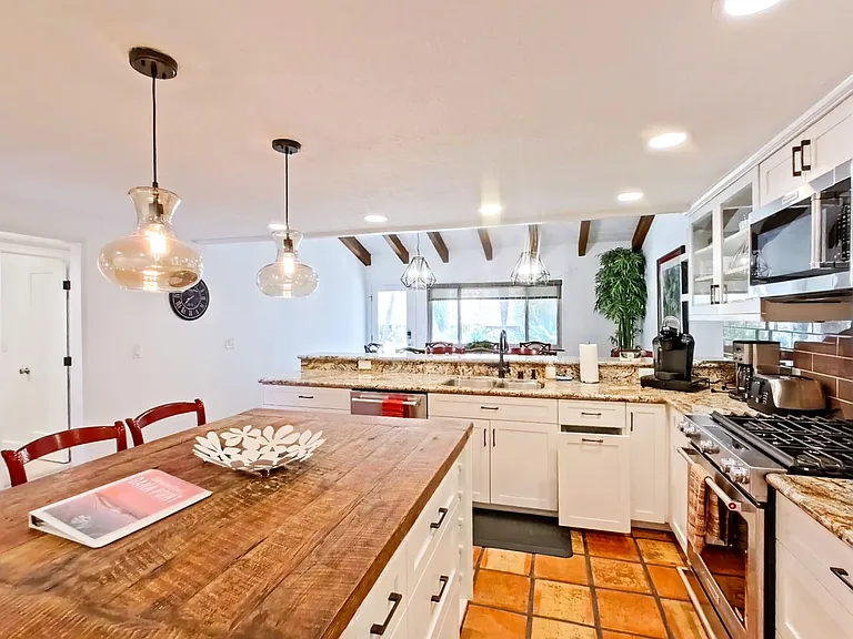 33672 Chula Vista Ave #C — Photo 11