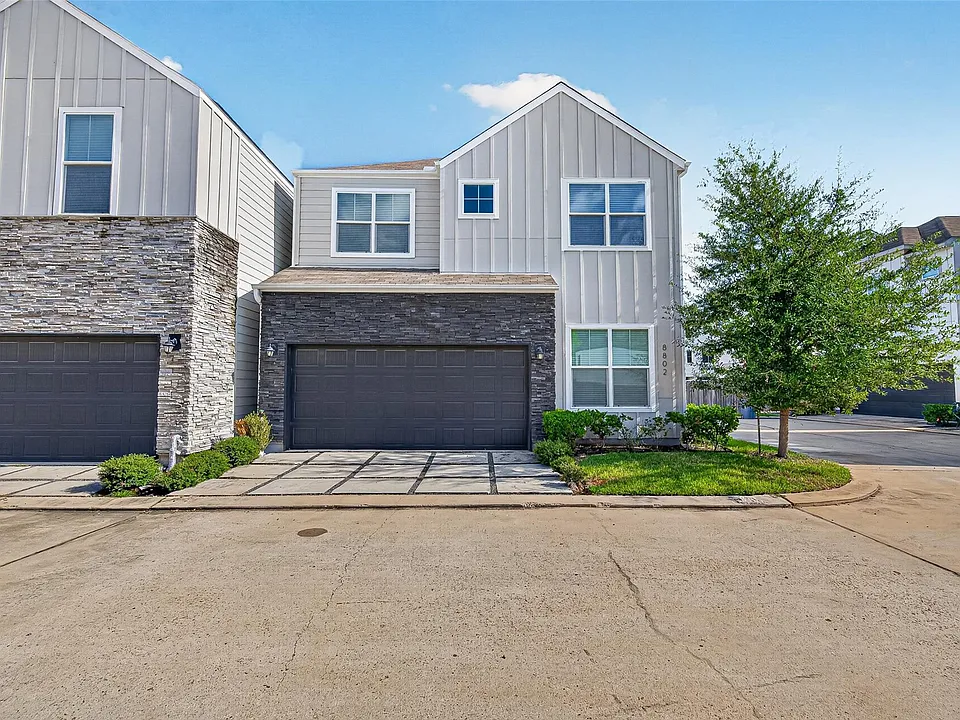 8802 Hollister Pine Ct