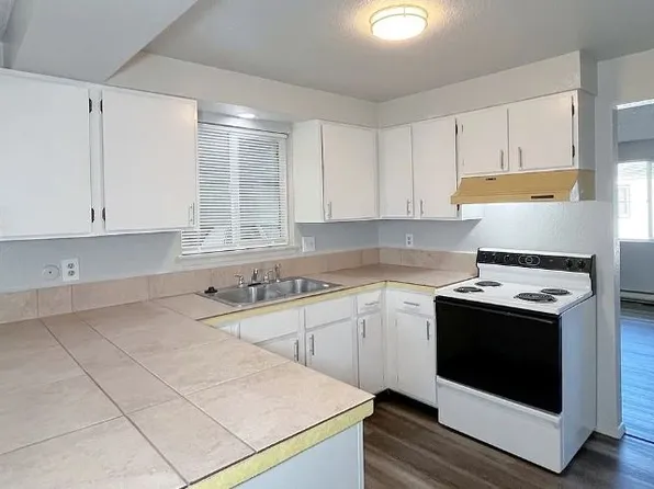 Cherry Lane Duplex - 3114 Cherry Ln, 3114 W Cherry Ln #A, Boise, ID 83705