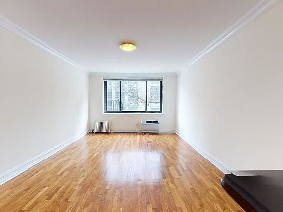 3rd image of 1661 York Ave APT 2J