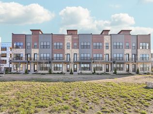 2262 Quarry Trails Dr, Columbus, OH 43228