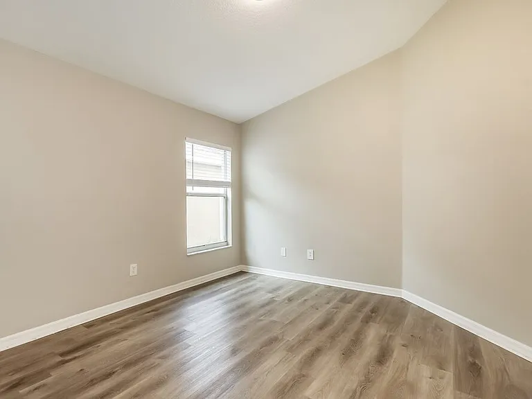 10623 Navigation Dr — Photo 12