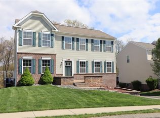 206 Chinkapin Dr, Natrona Heights, PA