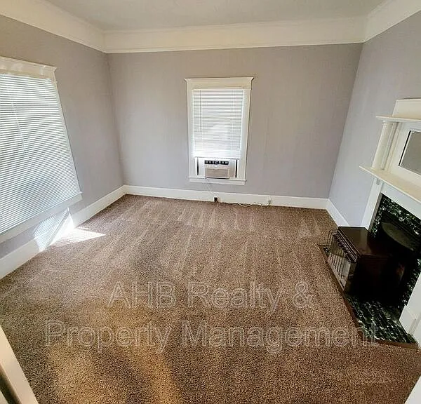 633 Tucker St #A — Photo 7