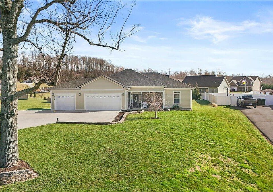 1st image of 1336 Harmony Rd