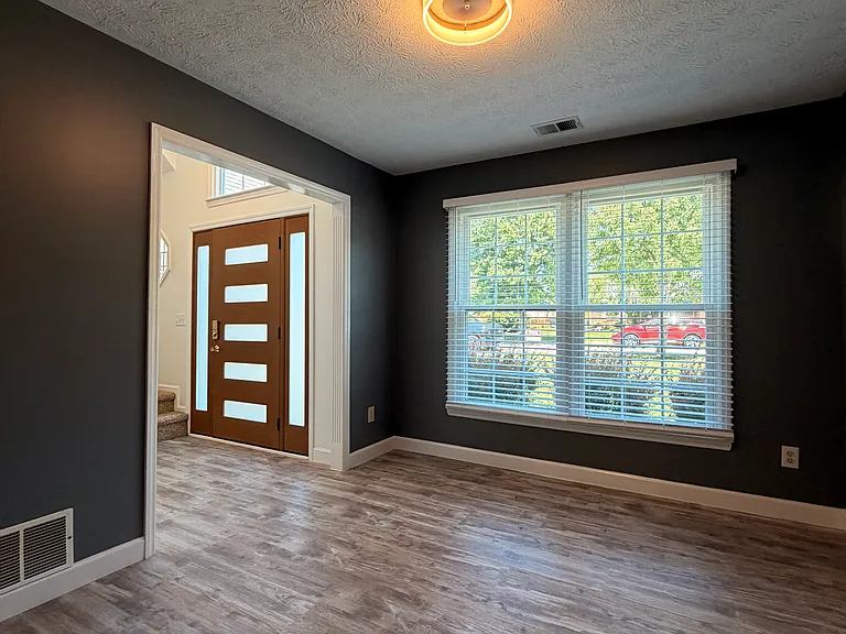 1819 Timber Creek Dr — Photo 7
