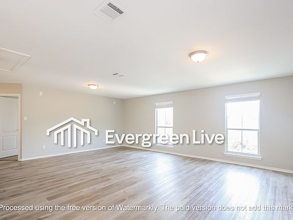 5th image of 310 Rustic Stable