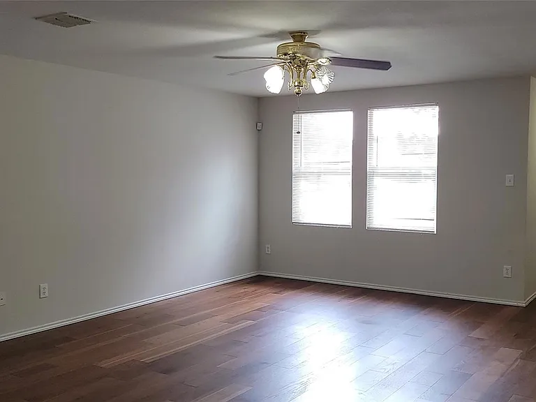 13371 Hursey Dr — Photo 8