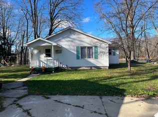 5810 Loggingtrail Dr, Sears, MI 49679