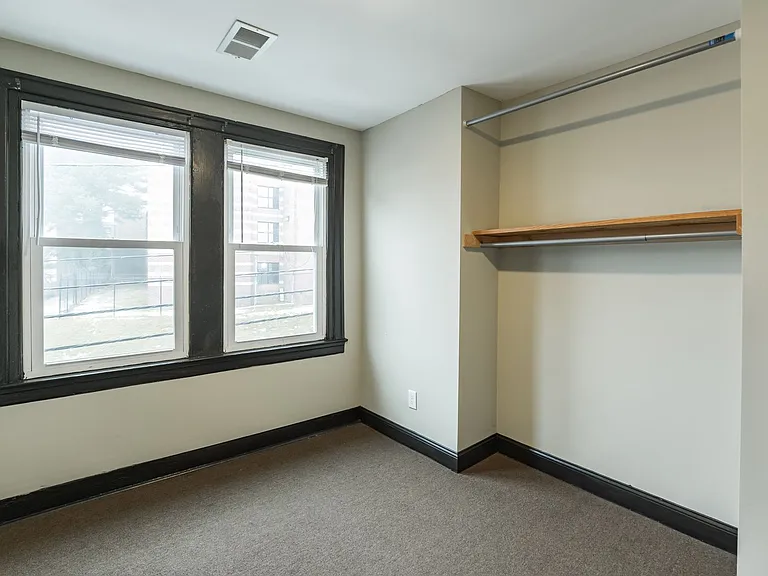 5700 N 20th Street — Photo 15