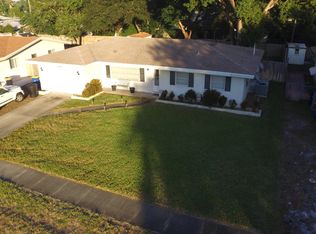 2033 Brampton Rd, Clearwater, FL 33755